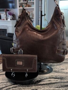 Michael Kors Brookeville Set - Brown Leather Hobo Shoulder Bag & Wallet